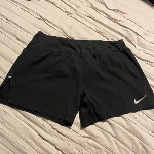 Nike women’s short
